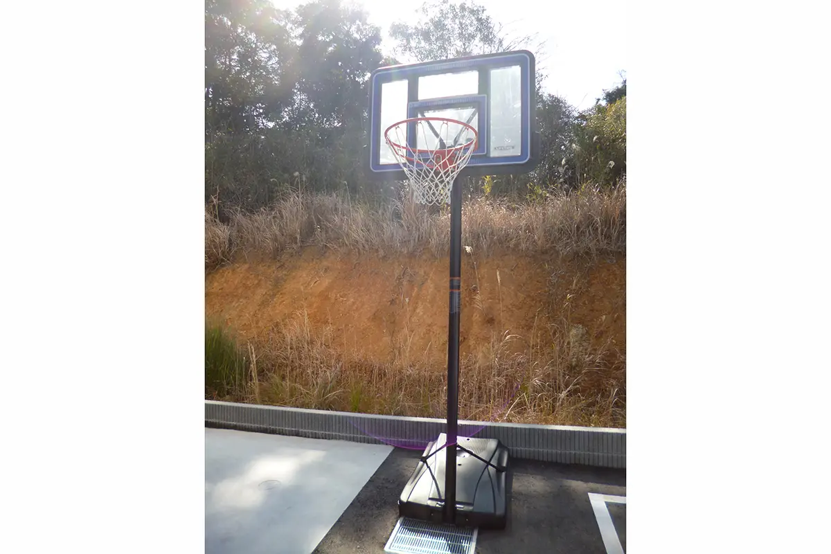 バスケットゴールの設置